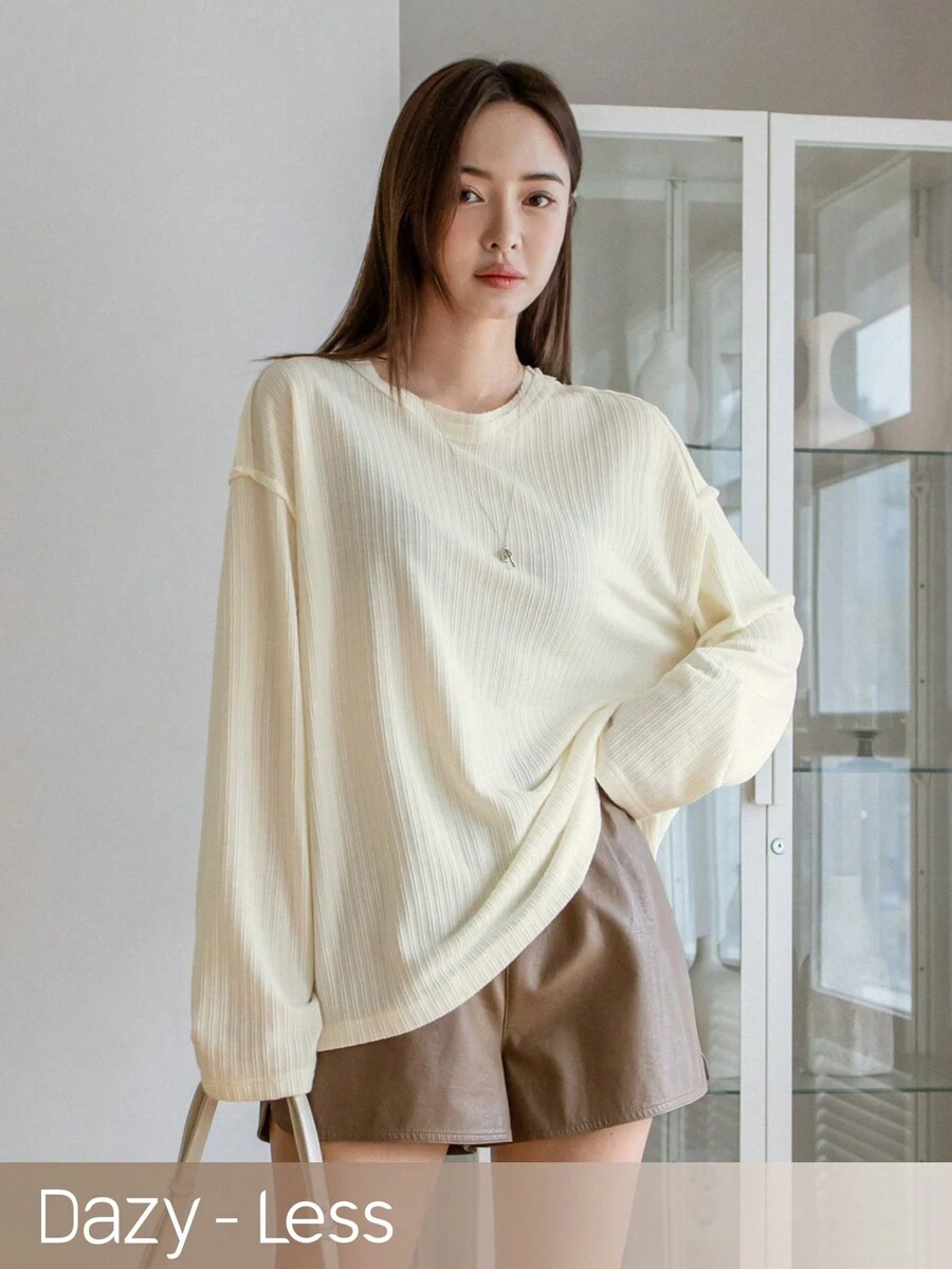DAZY Của phụ nữ Màu thuần Vòng cổ Thả vai Tay áo dài Áo thun - Màu be - Xem 1