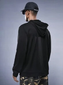 Manfinity VCAY Felpa con cappuccio da uomo con grafica a lettere e coulisse, adatta per autunno e inverno - nero - Visualizzare 4