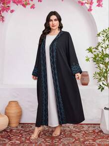 Al Najma Plus Size Women's Arabic Style Hooded Clothing With Plant Embroidery Abayas - Black - View 5