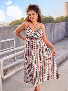 SHEIN Clasi 大尺碼荷葉邊波浪圖案無袖收腰連身裙 - 彩色 - 查看 3