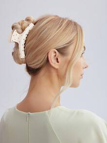 MOTF PREMIUM WHITE METAL HAIR CLIP WITH ZIGZAG-SHAPED PIN - White - View 6