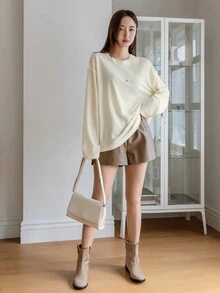 DAZY Của phụ nữ Màu thuần Vòng cổ Thả vai Tay áo dài Áo thun - Màu be - Xem 2