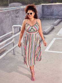 SHEIN Clasi 大尺碼荷葉邊波浪圖案無袖收腰連身裙 - 彩色 - 查看 4