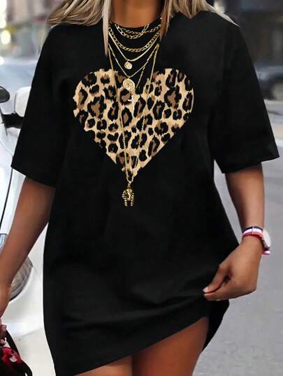 DrmWander Plus Size Leopard Print Heart Graphic Short Sleeve T-shirt Graficzny nadruk w panterkę Koszulki damskie Topy