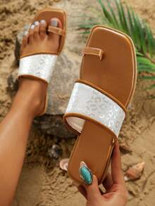 Của phụ nữ Đúng mốt bờ biển Kỳ nghỉ Vòng ngón chân Dép phẳng Với Vá lại Thiết kế - Bạc - Xem 5