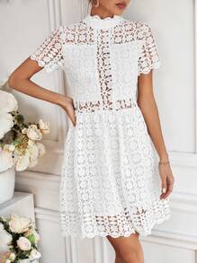 SHEIN Privé Vestido De Patinadora Con Huecos De Color Sólido, Con Corset De Cintura Y Cuello De Pie - Blanco - Ver 4