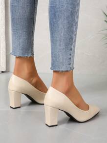 Fall/Winter 2025 Women's Classic Pointed Toe Chunky Heel Pumps In Beige White Dress Shoes, For Work And Formal Occasions, Elegant