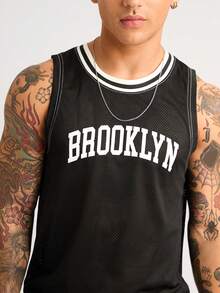 Forever 21 Áo ba lỗ in chữ & khối màu cho nam - màu đen - Xem 5