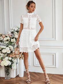 SHEIN Privé Vestido De Patinadora Con Huecos De Color Sólido, Con Corset De Cintura Y Cuello De Pie - Blanco - Ver 6