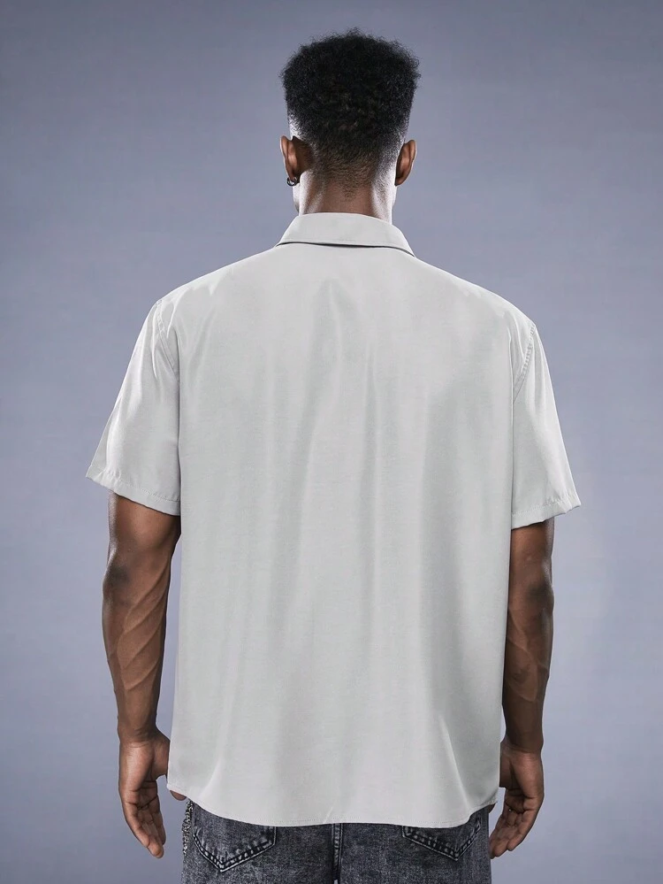 Men's Woven Casual Short-Sleeved Shirt