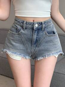 DAZY 女士牛仔短褲,帶有破邊和口袋