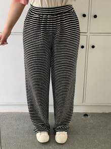 Dazy Petite Plus Kích thước lớn Sọc Eo đàn hồi Quần - Đen và trắng - Xem 8