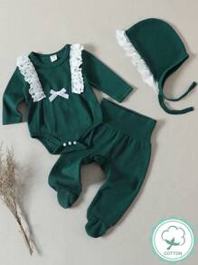 女婴对比色蕾丝荷叶边饰蝴蝶结前脚睡衣套装