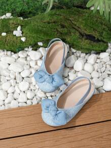 女童秋冬时尚透气平底鞋，钩环幼儿可爱蝴蝶结公主风格软底鞋