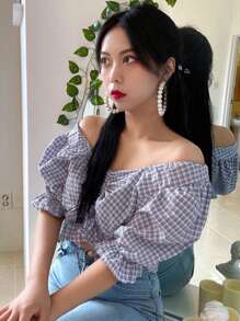 DAZY Camisa corta de mujer con hombros descubiertos, mangas cortas, cordón de ajuste y volantes de cuadros - Azul - Ver 5