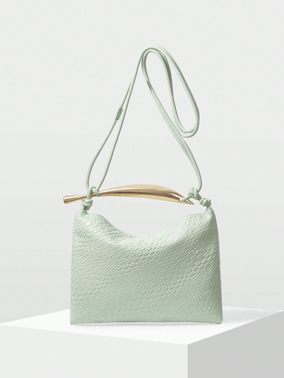 MOTF WOMEN'S TEXTURED HANDBAG