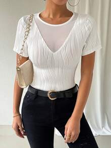 SHEIN Privé Camiseta Ajustada De Textura De Empalme De Malla - Blanco - Ver 4