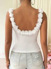 Slim-Fit Backless Tank Top With 3d Floral Design - White - View 6