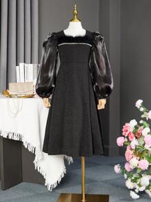 SHEIN Tween dziewczynka Kochany Perłowa dekoracja Rozcięty brzeg Pierze Lamówka Sukienka Midi