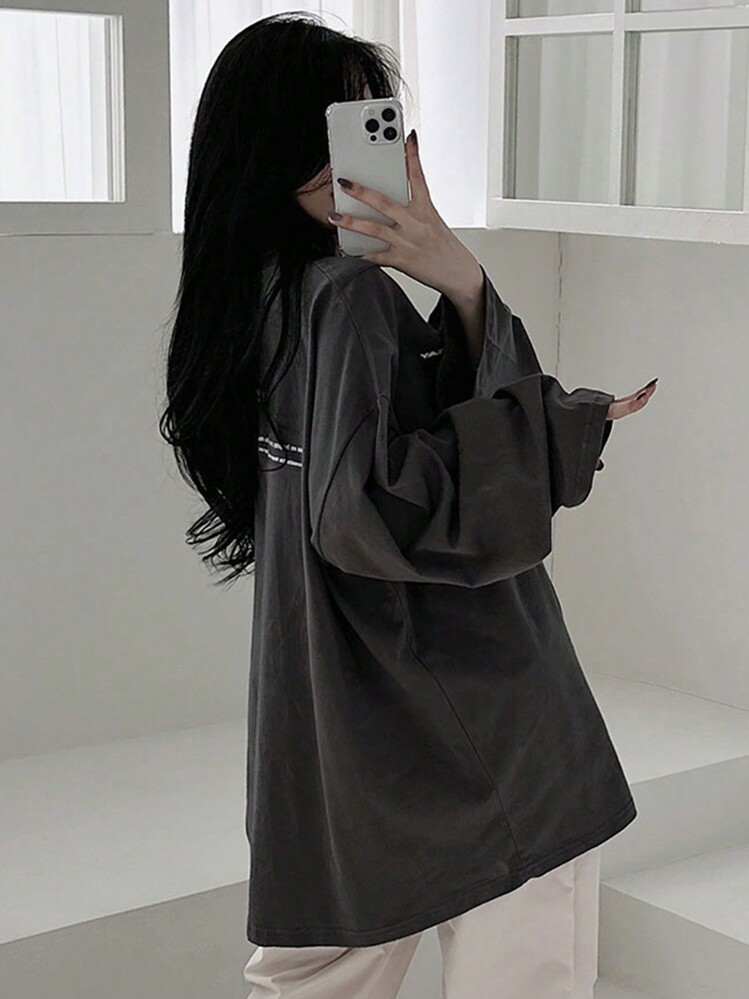 DAZY Women's Loose Fit Drop Shoulder Tee With Slogan Print,Back To School Clothes Preppy Tops Long Sleeve Women Tops - Grey - View 2