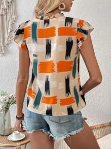 SHEIN LUNE 幾何圖案荷葉邊上衣