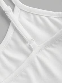 SHEIN Qutie 休闲口号图案性感短款吊带背心，女式合身，适合夏季 - 白色 - 查看 4