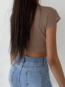 DAZY 女裝實色短款針織上衣,配腰帶和翻領 - 卡其色 - 查看 2