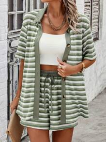 SHEIN LUNE Color-Contrasting Striped Short Sleeve Shirt With Single Breasted Closure And Drawstring Shorts Set - Green - View 3