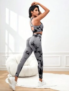 Yoga Trendy 撞色露背運動套裝 - 灰色 - 查看 5