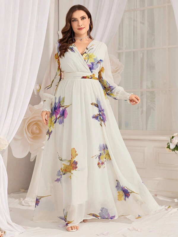 Abendcocktail-Kleid in Große Größen mit geblümtem Muster und gerafftem Detail für Damen