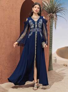Al Najma 女式蕾絲露肩長袖阿拉伯傳統連身裙，配編織腰帶 - 藏蓝色 - 查看 9