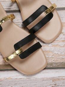 女士时尚休闲平底凉鞋和拖鞋，舒适百搭，适合春夏穿着 - 黑色 - 查看 3