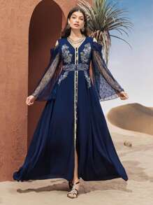 Al Najma 女式蕾絲露肩長袖阿拉伯傳統連身裙，配編織腰帶 - 藏蓝色 - 查看 5