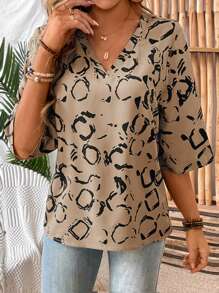 SHEIN LUNE 印花v領規格短袖襯衫 - 彩色 - 查看 6