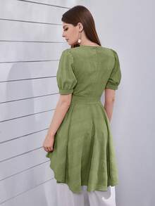 Mulvari 純色圓領設計,腰部收緊,不對稱下擺款式的上衣 - 綠色 - 查看 2