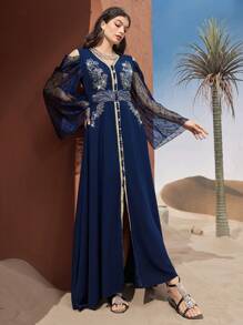 Al Najma 女式蕾絲露肩長袖阿拉伯傳統連身裙，配編織腰帶 - 藏蓝色 - 查看 7