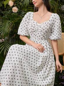Modelyn 女款花卉印花泡泡袖百褶連身裙 - 白色 - 查看 7