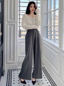 DAZY Áo thun nữ tay dài dáng rộng cổ tròn họa tiết màu trơn không đối xứng phía trước, quần áo mùa thu - Màu be - Xem 6