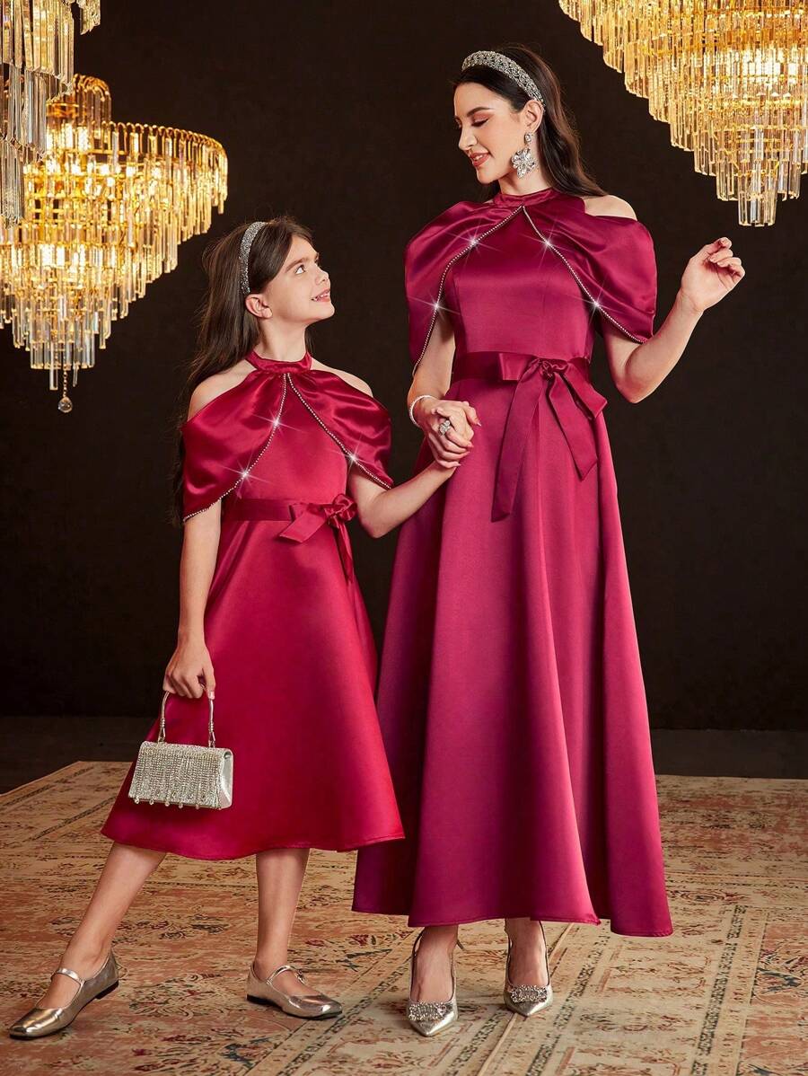 Modelyn Váy bó eo đính đá lấp lánh màu đỏ tía vai - Màu Đỏ Sâu - Xem 1