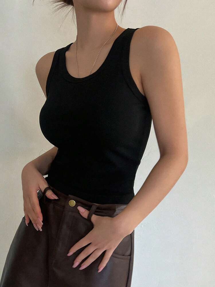 Ladies Solid Color Round Neck Slim Fit Tank Top For Summer