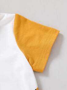 柔軟舒適的嬰兒男童卡通老虎印花短袖上衣，搭配羊和紐扣細節短褲，非常適合夏季休閒和派對 - 彩色 - 查看 3