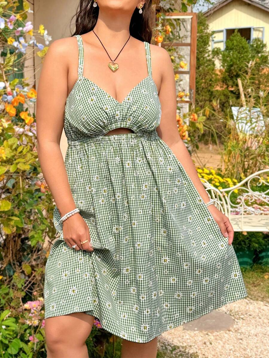 Dreamara Women's Plus Size Daisy Print Grid Full Length Dress With Spaghetti Straps - Green - View 1