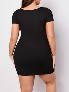 SHEIN BASICS 短袖貼身大尺碼連身裙 - 黑色 - 查看 2