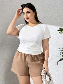SHEIN Essnce Women's Plus Size Khaki Texture Shorts For Spring/Summer - Khaki - View 4