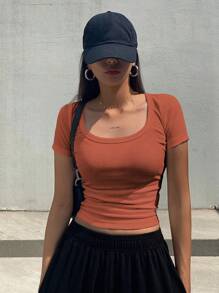 DAZY 女款純色圓領短袖T恤 夏季短版上衣 學院風上衣 - 珊瑚橙 - 查看 5