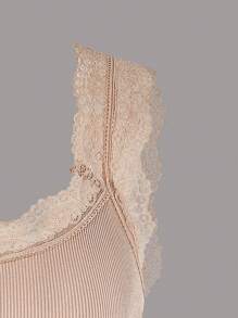 SHEIN LUNE 蕾絲拼接羅紋修身背心 - 彩色 - 查看 4