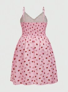 ROMWE Kawaii Kích thước lớn In Dâu tây Ren Cắt tỉa Váy Dây Với Bowknot - Hồng - Xem 2