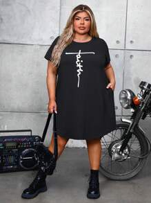 SHEIN CURVE+ 加肥圓領字母印花口袋裙 - 黑色 - 查看 3