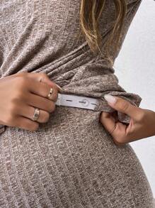 SHEIN Maternity Slim Fit Split Neck Top With Pregnancy Rib Detail And Adjustable Waist Shorts - Khaki - View 3