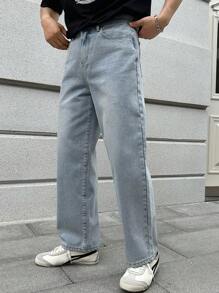 DAZY Men's Straight Leg Jeans With Slanted Pockets And Washed Effect - Light Wash - View 1
